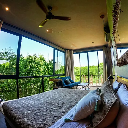 Caiman Habitat Hotel 5*