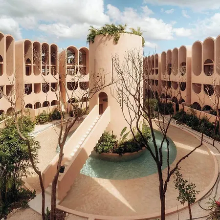 Babel Apartahotel