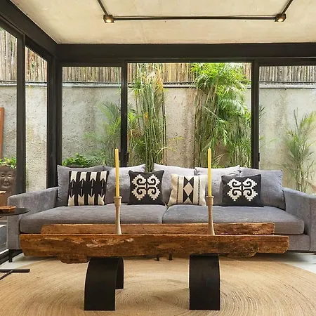 Vibes A Private Pool & Outdoor Lounge *