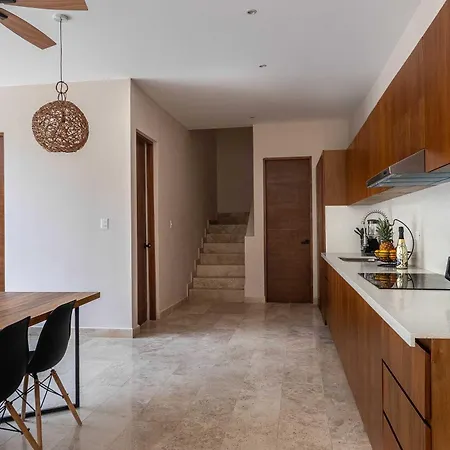 Villa Contemporary 2br With Rooftop Lounge & Pool