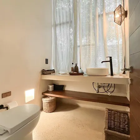 Jungle Vogue-featured Luxe For 19 Holiday home