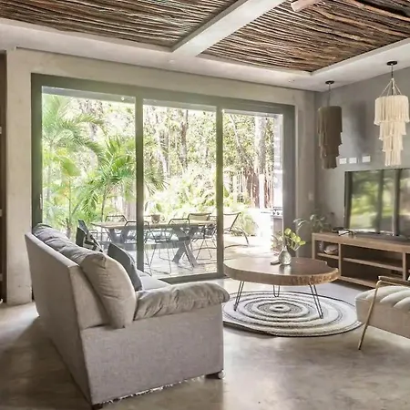 Mayan Culture With Rooftop Pool Holiday home *