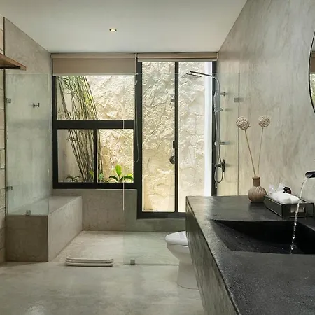 Villa Vibes A Private Pool & Outdoor Lounge *
