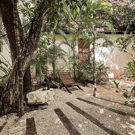 Holiday home Jungle Vogue-featured Luxe For 19