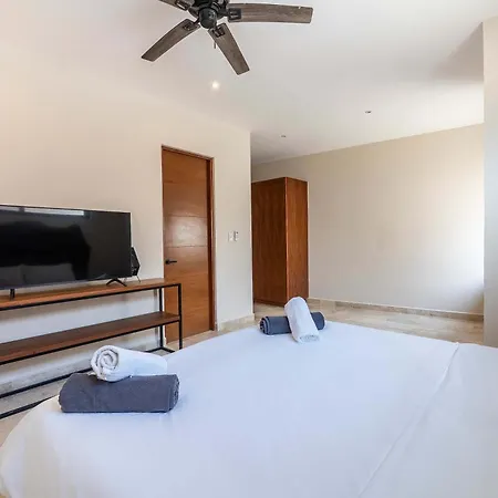 Villa Contemporary 2br With Rooftop Lounge & Pool Tulum
