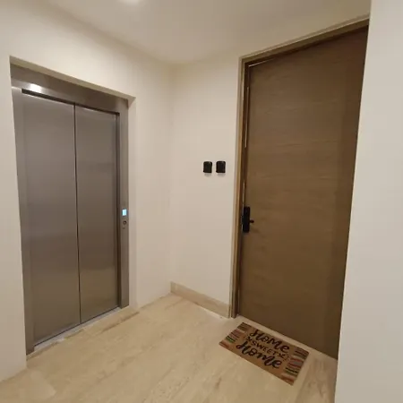 Apartment Brand-new Loft With Pool, Near And Nightlife Tulum