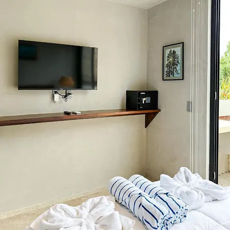 Private Pool & Grill 2 Bedroom Selva 611
