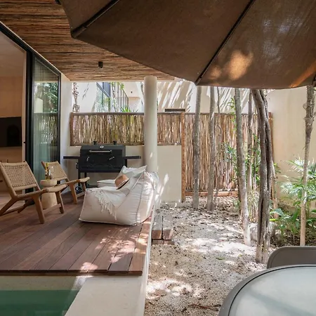 Apartment Modern 1br Hideaway With Private Pool