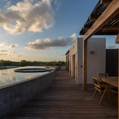 Apartment Modern 1br Hideaway With Private Pool