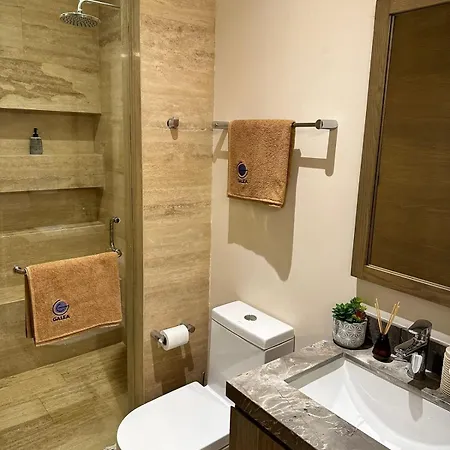 Apartment Brand-new Loft With Pool, Near And Nightlife