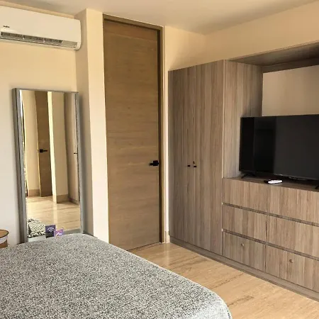 Brand-new Loft With Pool, Near And Nightlife