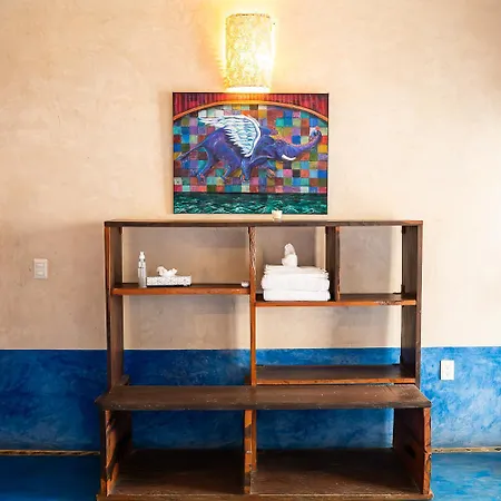 La Del Sol Boutique