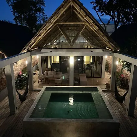Corazon Toh - Luxury Experience Villa *