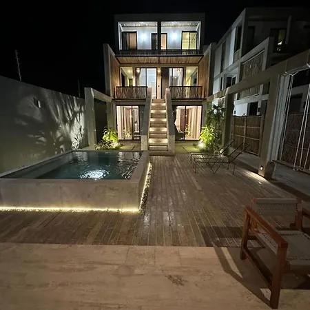 Corazon Toh - Luxury Experience