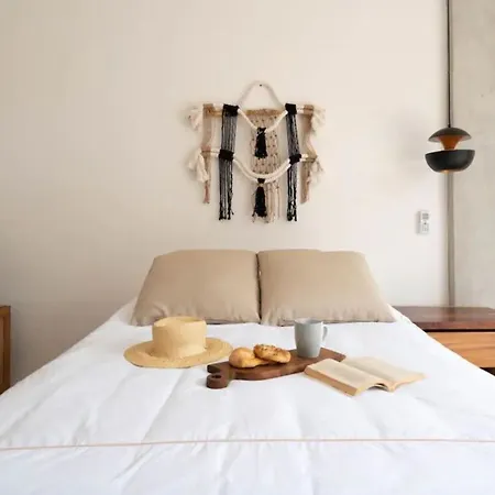 Corazon Toh - Luxury Experience *