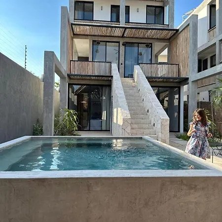Corazon Toh - Luxury Experience Villa *