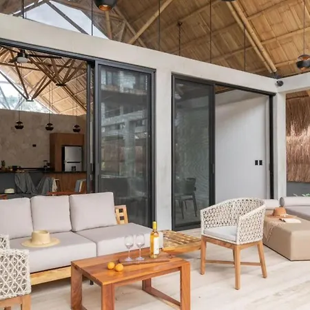 Corazon Toh - Luxury Experience Villa *