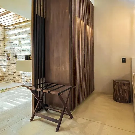 Jungle Vogue-featured Luxe For 19 Holiday home