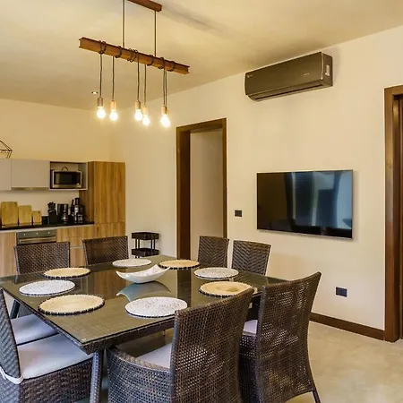 New! Gorgeous Luxury With 2 Pools * Tulum