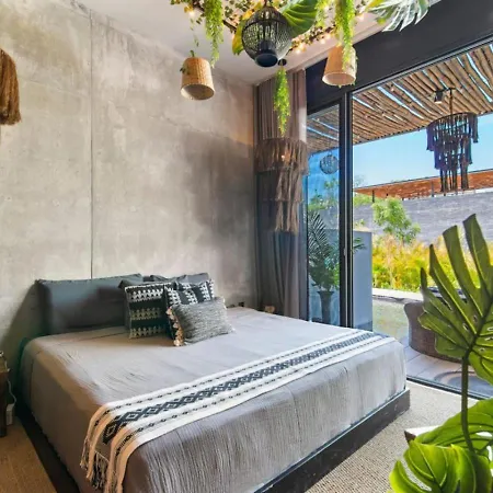 Tropical - 2br Swimout - 2 King Beds - Gym - Pools Holiday home Tulum