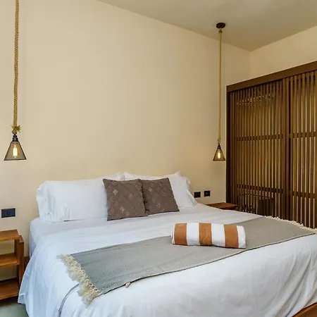 New! Gorgeous Luxury With 2 Pools *