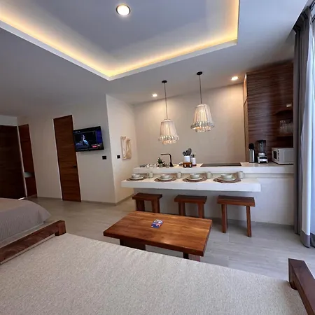 Casa Makraem