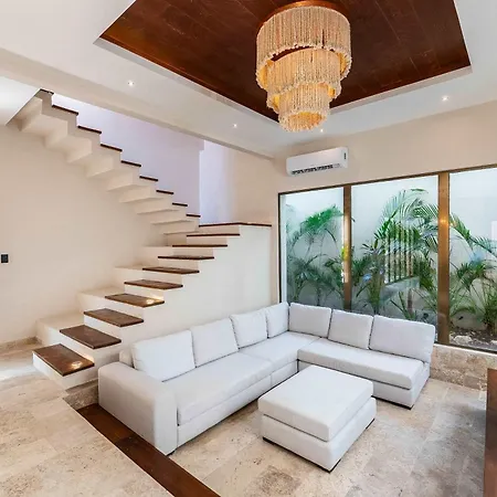 Villa Chic 6br Dual With 4 Private Pools & Concierge *