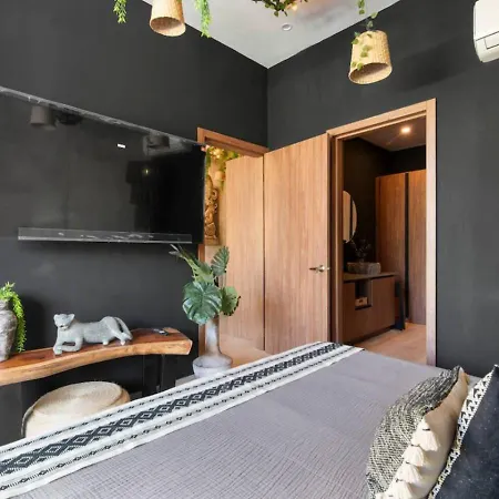 Holiday home Tropical - 2br Swimout - 2 King Beds - Gym - Pools Tulum