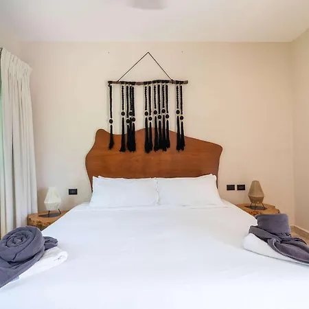 Chic 6br Dual With 4 Private Pools & Concierge Tulum