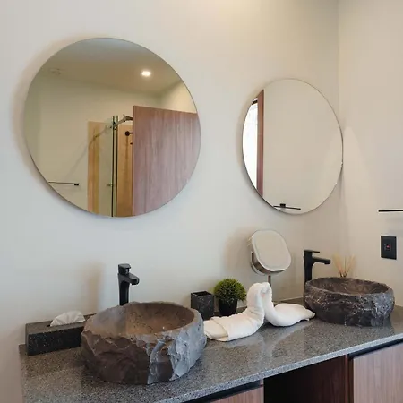 Modern 2br With Pool & Gym