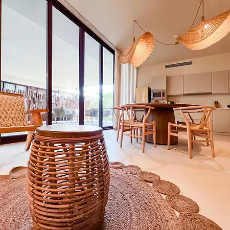 Gated 2br With Rooftop Pool Apartamento