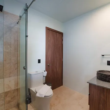 Modern 2br With Pool & Gym Tulum