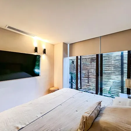 Apartamento Gated 2br With Rooftop Pool
