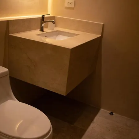 Peregrina 102a 2br Luxury Apartamento *