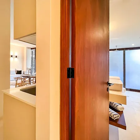 Apartamento Gated 2br With Rooftop Pool