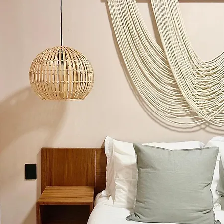 - Aldea Mangle & Cenote * Tulum