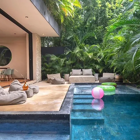 Maison Siscolino 4bdrm W/ Swimup & Rooftop Pools * Tulum
