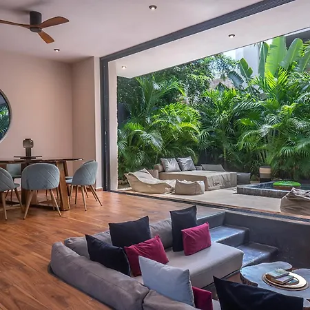 Maison Siscolino 4bdrm W/ Swimup & Rooftop Pools Tulum