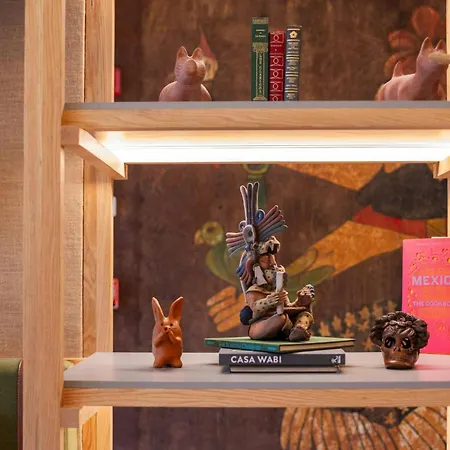 Moxy Hotel 4*