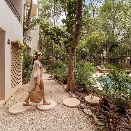 Stylish Ground-floor 3br Haven With Luxe Plunge Pool Holiday home *