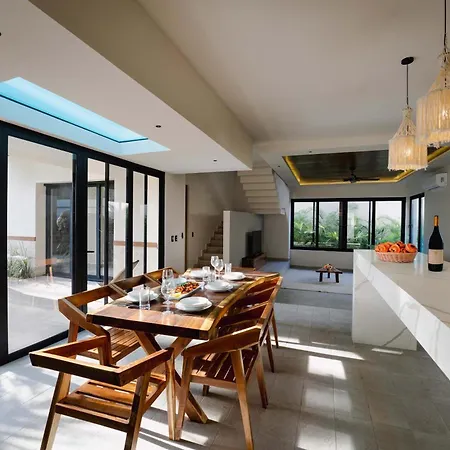 Villa 6br Luxury Perla With 2 Pools & Game Tulum