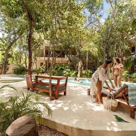 Stylish Ground-floor 3br Haven With Luxe Plunge Pool Holiday home *