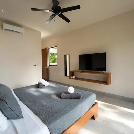 6br Luxury Perla With 2 Pools & Game *
