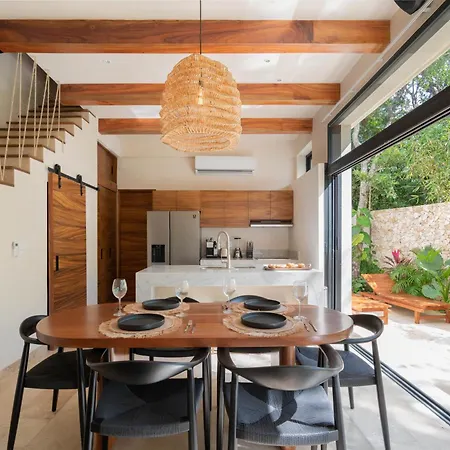 Сasa de vacaciones Chic Villa-apartment In Aldea Zama, Private Pool & Security Tulum