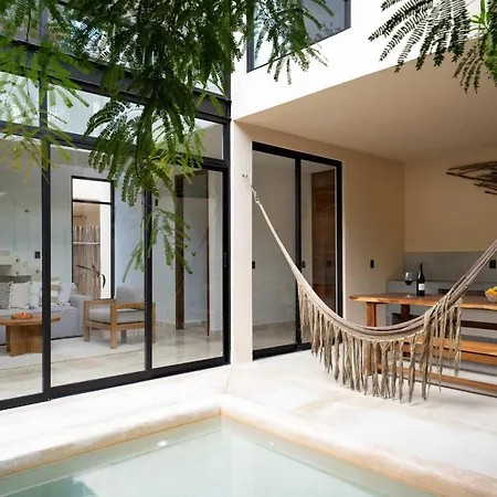 Elegant 4br With Private Pool & Concierge Villa *