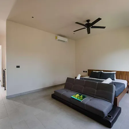Villa 6br Luxury Perla With 2 Pools & Game