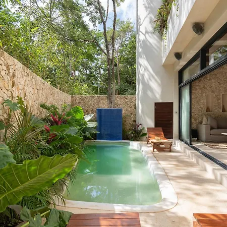 Chic Villa-apartment In Aldea Zama, Private Pool & Security Сasa de vacaciones