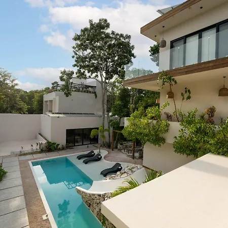 Villa 6br Luxury Perla With 2 Pools & Game
