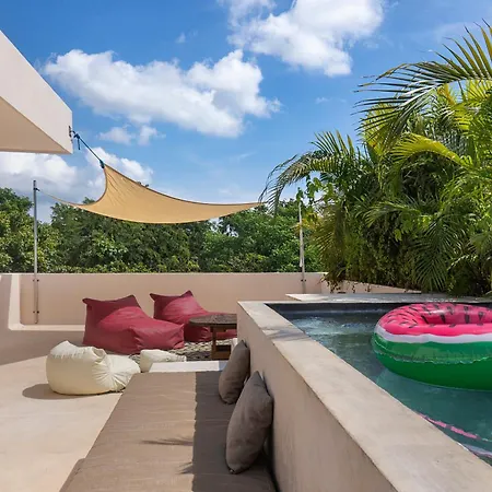 Maison Siscolino 4bdrm W/ Swimup & Rooftop Pools Tulum