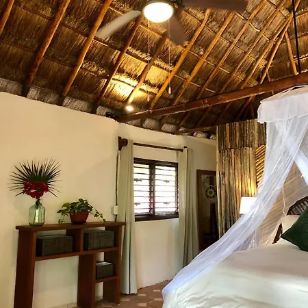 Villa Soliman Bay Beachfront *
